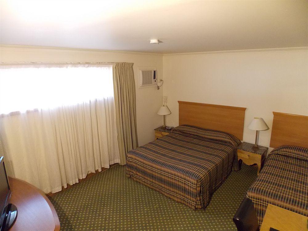 Bell Motel Melbourne Exterior photo