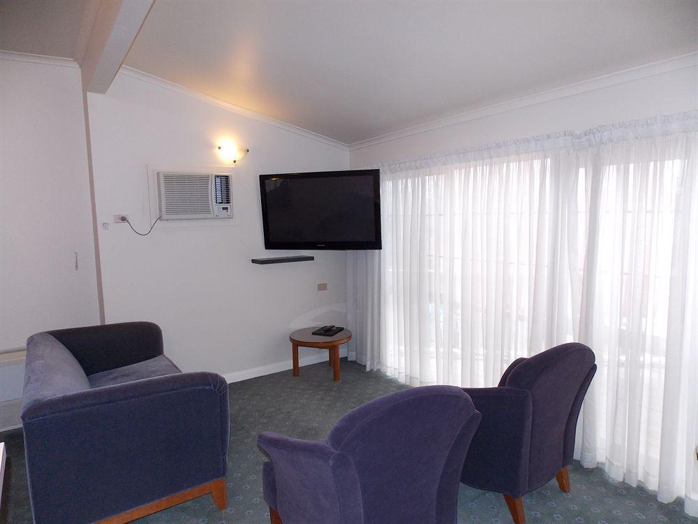 Bell Motel Melbourne Exterior photo
